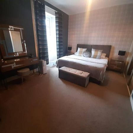 Stunning Riverside Town House With Views Ayrshire Girvan Ngoại thất bức ảnh