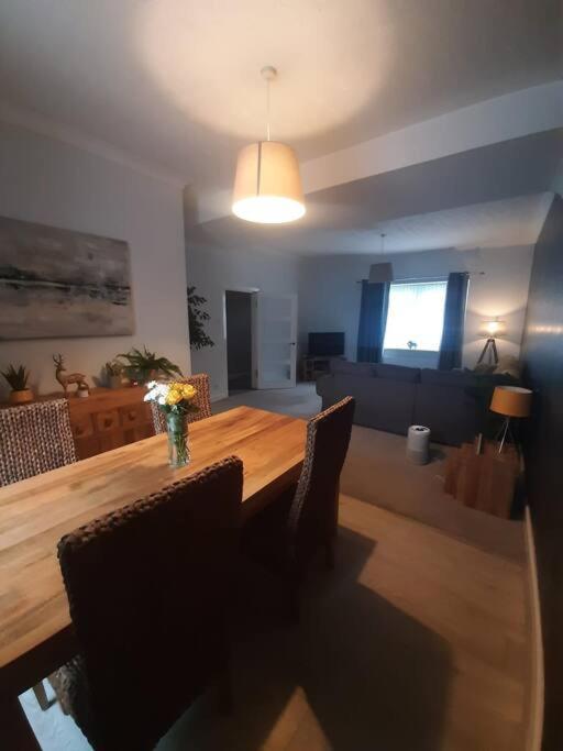 Stunning Riverside Town House With Views Ayrshire Girvan Ngoại thất bức ảnh