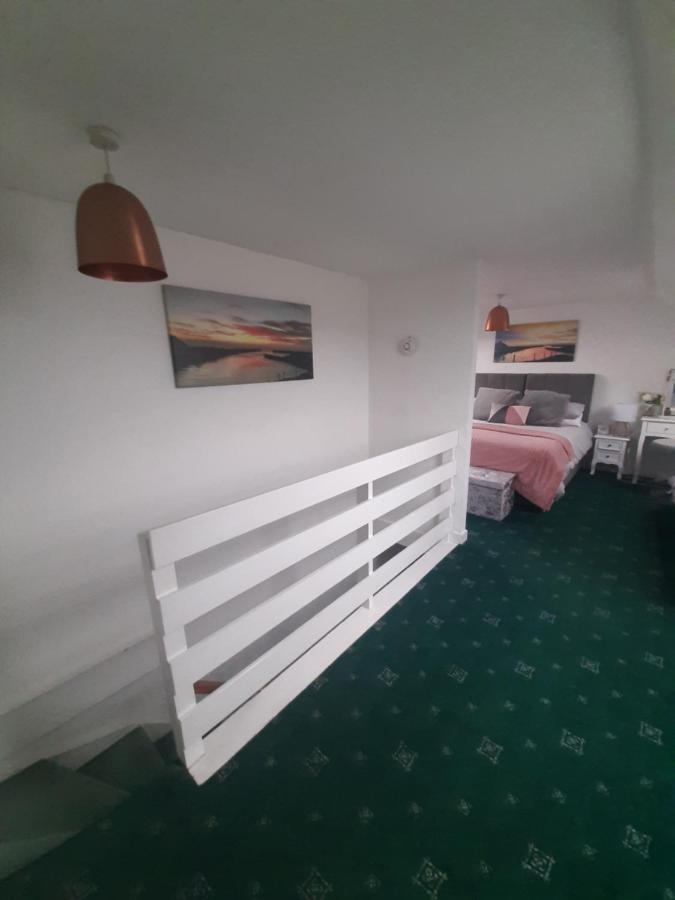 Stunning Riverside Town House With Views Ayrshire Girvan Ngoại thất bức ảnh